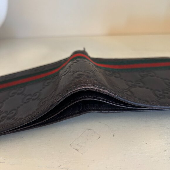【9.28】#3 Preowned Value $350 Gucci Wallet - Picture 6 of 13